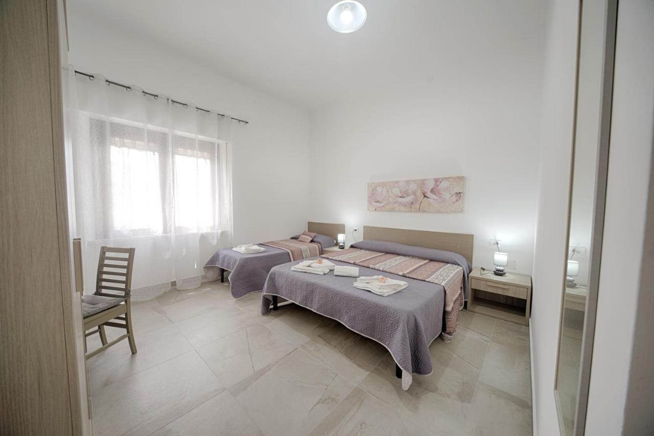 Casa Lucia Hotel Olbia Exterior photo